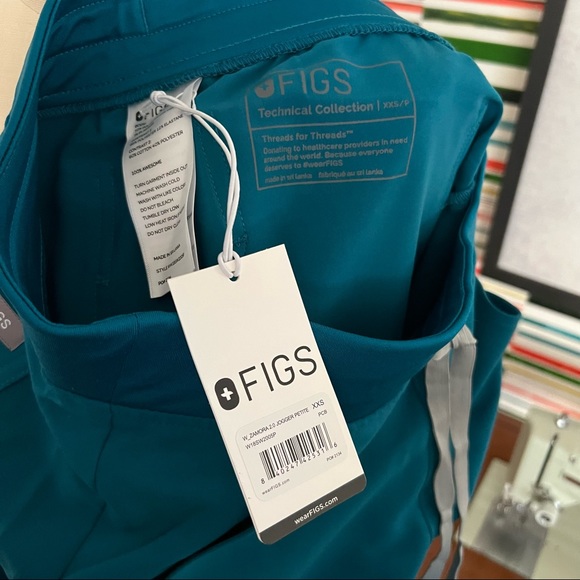 FIGS Zamora 2.0 Jogger Scrub Pant - Picture 3 of 6